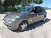 Usado Renault Clio GrandTour Expression 100 CV (73 kW) 2010 Gris / plata Familiar