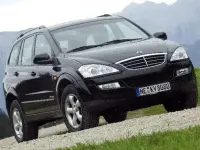 Usado SsangYong Kyron 141 CV (103 kW) 2006 Negro SUV
