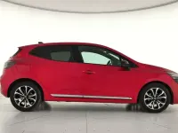 Usado Renault Clio V Techno 100 CV (73 kW) 2025 Rojo Berlina