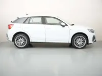 Usado Audi Q2 Black Edition 150 CV (110 kW) 2025 Blanco SUV