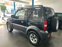Usado Suzuki Jimny 86 CV (63 kW) 2007 Negro SUV