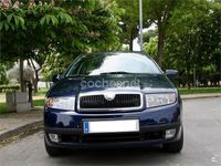 Usado Skoda Fabia Comfort 100 HP (73 kW) 2001 Preto Sedan