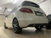 Usado Mercedes B180 Urban 109 CV (80 kW) 2015 Blanco Utilitario