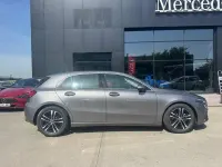 Nuevo Mercedes A180 136 CV (100 kW) 2026 Gris / plata Berlina