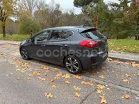 Usado Kia Ceed GT GT-Line 136 CV (100 kW) 2018 Gris / plata Berlina