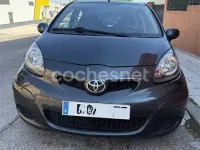 Usado Toyota Aygo 68 CV (50 kW) 2010 Negro Utilitario