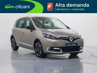 Usado Renault Scénic Bose Edition 132 CV (97 kW) 2015 Marrón Monovolumen