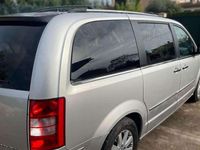 Usado Chrysler Voyager Limited 163 CV (119 kW) 2008 Azul Monovolumen