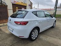 Usado Seat Leon Reference 105 CV (77 kW) 2013 Blanco Berlina
