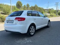 Usado Audi A3 Attraction 105 CV (77 kW) 2012 Blanco Utilitario