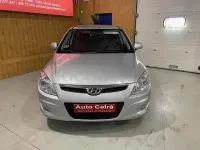 Usado Hyundai i30 Classic 90 CV (66 kW) 2009 Gris / plata Berlina