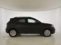 Usado VW T-Cross Advance 110 CV (80 kW) 2023 Negro SUV