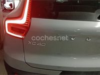 Usado Volvo XC40 Plus 163 CV (119 kW) 2024 Gris / plata SUV