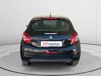 Käytetty Peugeot 208 68 HP (50 kW) 2015 Musta Viistoperä