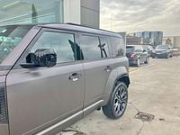 Usado Land Rover Defender 635 CV (467 kW) 2025 Gris SUV