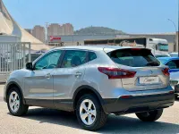 Usado Nissan Qashqai Acenta 131 CV (96 kW) 2020 Gris / plata SUV