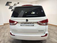 Usado Ssangyong (KGM) Rodius Limited 155 CV (114 kW) 2014 Blanco Monovolumen
