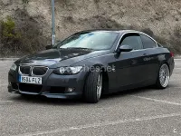 Usado BMW 330 272 HP (200 kW) 2007 Cinzento Coupé