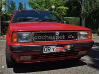 Usado Lancia Delta 108 CV (79 kW) 1991 Rojo Utilitario