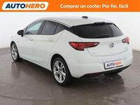 Usado Opel Astra Dynamic 136 CV (100 kW) 2017 Blanco Familiar