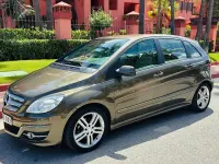 Usado Mercedes B180 109 CV (80 kW) 2010 Marrón Monovolumen