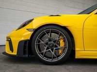 Käytetty Porsche Cayman GT4 500 HP (367 kW) 2024 Keltainen Coupe - kaksiovinen