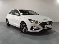 Usado Hyundai i30 120 CV (88 kW) 2022 Blanco Utilitario