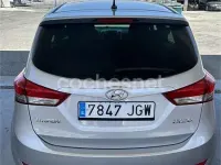 Usado Hyundai ix20 115 CV (84 kW) 2015 Gris / plata Utilitario