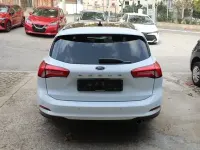 Usado Ford Focus Active 125 CV (91 kW) 2021 Blanco Familiar