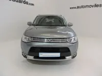 Usado Mitsubishi Outlander P-HEV 203 CV (149 kW) 2015 Gris / plata SUV