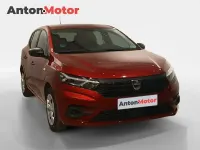 Usado Dacia Sandero Essentiel 101 CV (74 kW) 2022 Granate Berlina