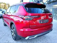 Usado Mitsubishi Outlander P-HEV 306 CV (225 kW) 2025 Rojo SUV