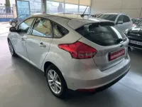 Usado Ford Focus Business Edition 125 CV (91 kW) 2018 Gris / plata Berlina