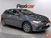 Usado VW Polo Life 95 CV (69 kW) 2023 Gris Utilitario