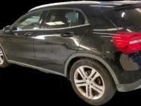 Usado Mercedes GLA200 136 CV (100 kW) 2017 Negro SUV