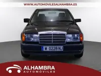 Usado Mercedes E300 220 CV (161 kW) 1990 Gris Coupe