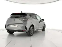 Usado Renault Clio V Techno 101 CV (74 kW) 2025 Gris Berlina