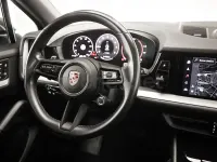 Usado Porsche Cayenne E-Hybrid 470 CV (345 kW) 2023 Gris / plata SUV