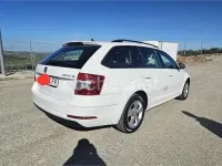 Usado Skoda Octavia Ambition 115 CV (84 kW) 2020 Blanco Familiar