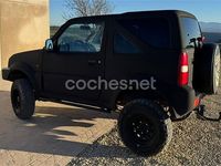 Usado Suzuki Jimny 80 CV (58 kW) 2004 Negro SUV