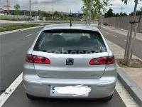 Usado Seat Ibiza Stella 75 CV (55 kW) 2004 Gris / plata Utilitario