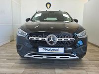 Käytetty Mercedes GLA180 136 HP (100 kW) 2021 Musta Katumaasturi
