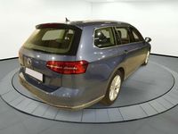 Begagnad VW Passat Highline 121 HK (88 kW) 2018 Blå Kombi