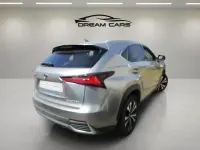 Usado Lexus NX300h 197 CV (144 kW) 2021 Gris / plata SUV