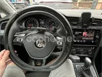 Usado VW Golf VII Advance 125 CV (91 kW) 2017 Negro Berlina