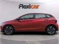 Usado Hyundai i20 84 CV (61 kW) 2021 Rojo Utilitario