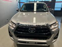 Nuevo Toyota HiLux 204 CV (150 kW) 2025 Gris / plata Pickup/Camioneta