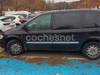 Usado Chrysler Voyager 140 CV (102 kW) 2004 Negro Monovolumen