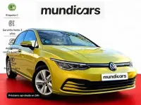 Usado VW Golf VIII Life 131 CV (96 kW) 2026 Amarillo metalizado Berlina