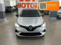 Usado Renault Clio V Techno 140 CV (102 kW) 2023 Gris / plata Berlina